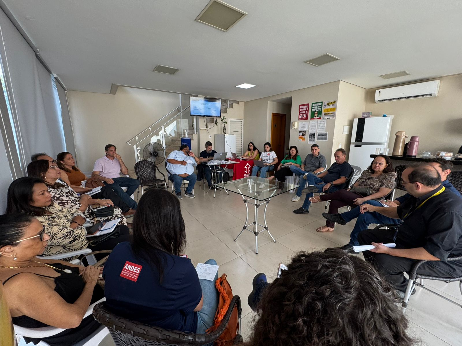 Entidades sindicais se organizam em…